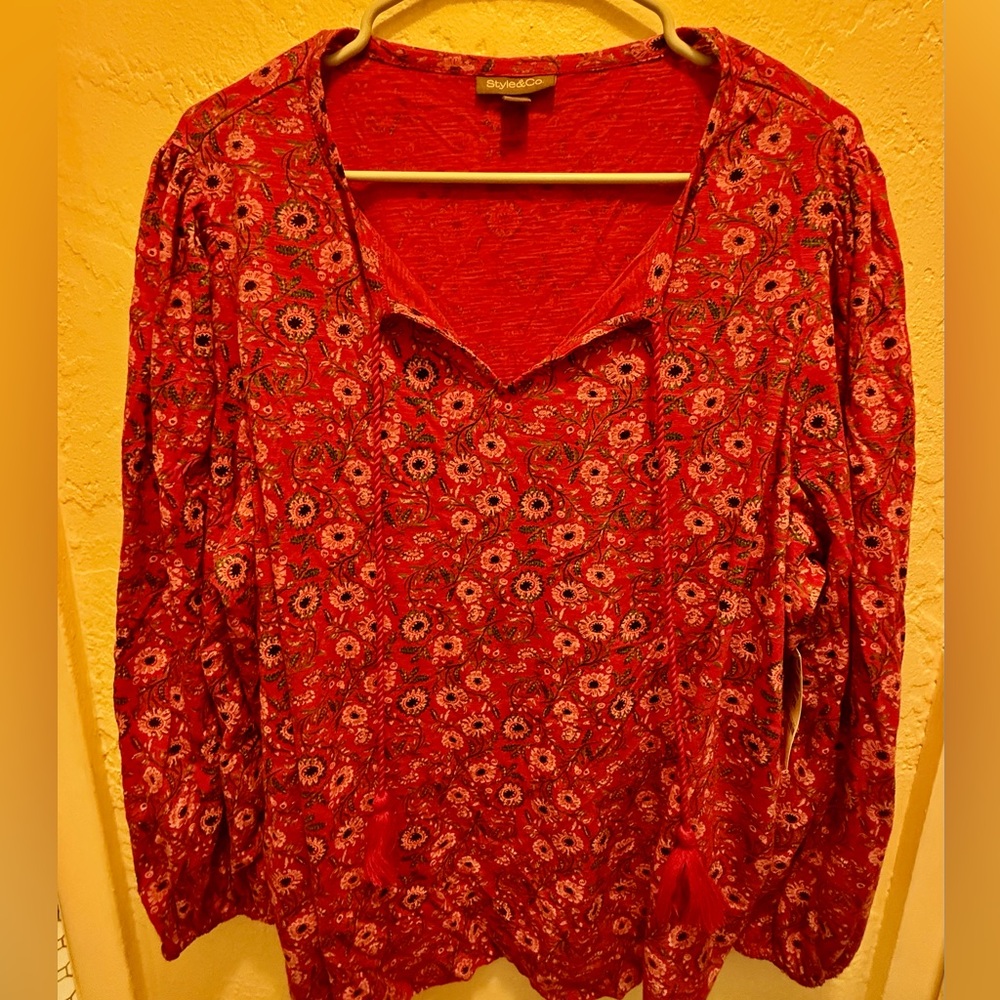 Vibrant Style & Co NWT Red Patterned Boho Blouse